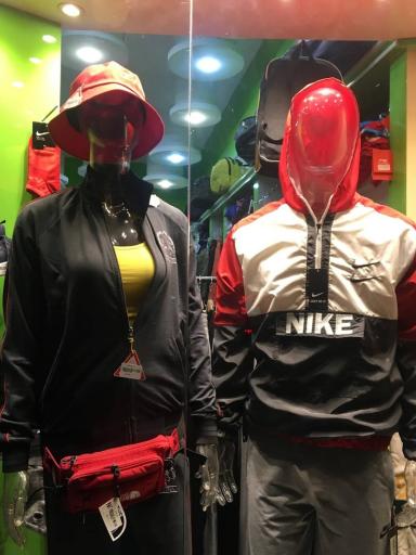 عکس فروشگاه پوشاک کنز