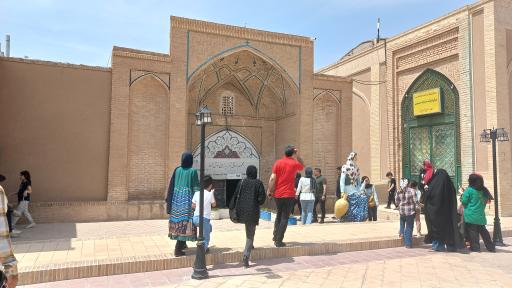 عکس ورودی 2 شهر زیرزمینی نوش آباد