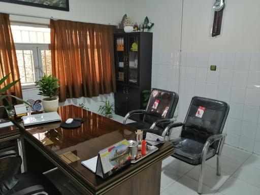 مطب دکتر شکوفه رهنما (متخصص داخلی)