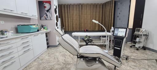 عکس کلینیک پوست و لیزر دکتر مریم فرجی