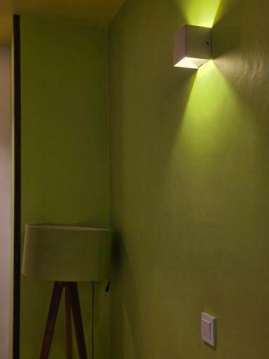 عکس هتل ترنج متین