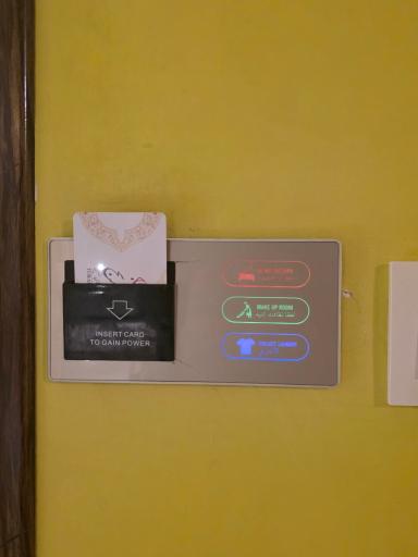 عکس هتل ترنج متین