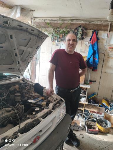 عکس تعمیرگاه مهدی