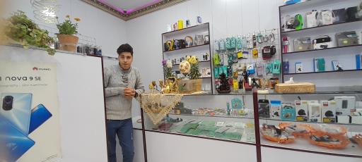 عکس فروشگاه موبایل و لوازم جانبی کامران