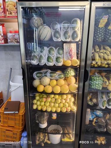 عکس آبمیوه و بستنی آبمیوه‌چی