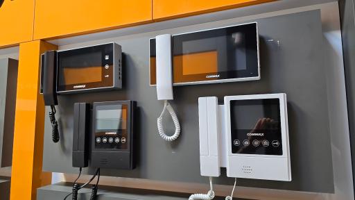 عکس فروشگاه فارسیان نمایندگی آیفون تصویری تابا الکترونیک