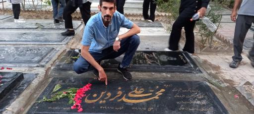 عکس قطعه 88 هنرمندان