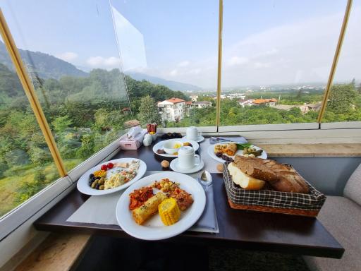 عکس هتل لیلیوم