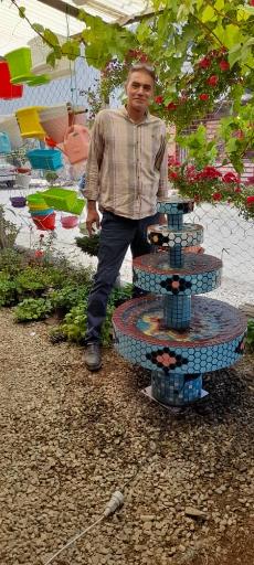 عکس گل فروشی و سفال مهستان