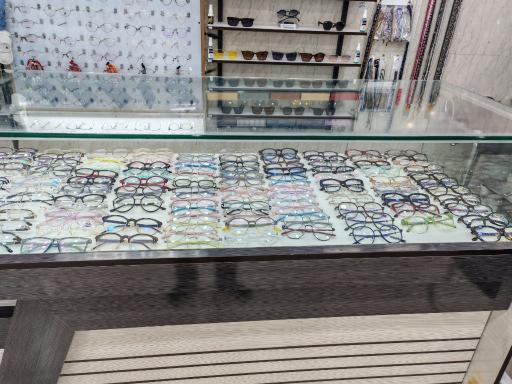 عکس عینک عارف