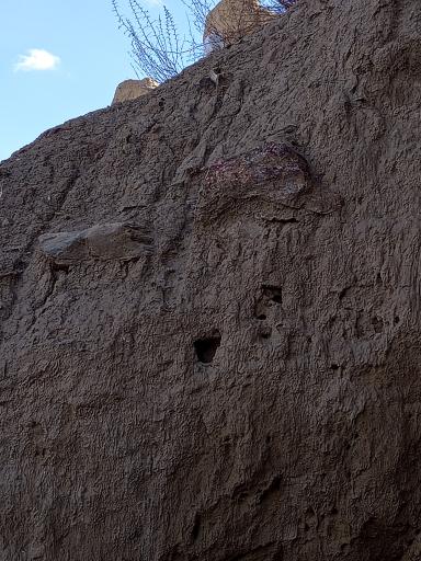 عکس دژ تاریخی گوراب