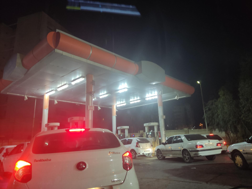 عکس پمپ بنزین و گاز احسان