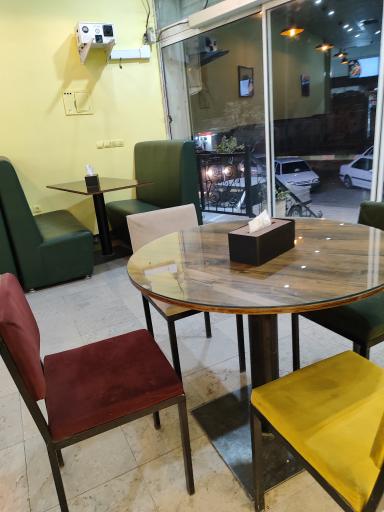 عکس فست فود مک من