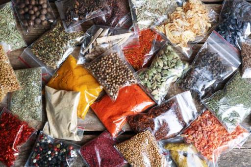 عکس ادویه و ترشیجات محمدرضا
