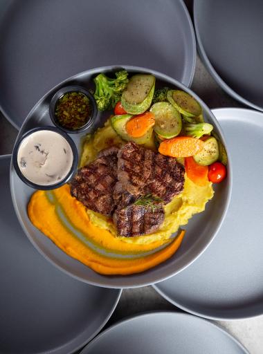 عکس رستوران لالچه