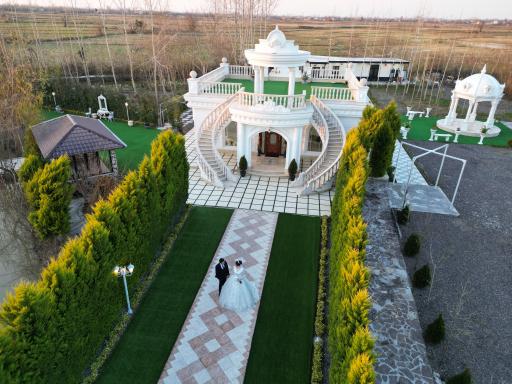 عمارت و آتلیه باغ عروس آدینه