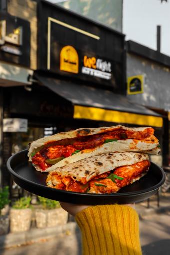 عکس وی نایت