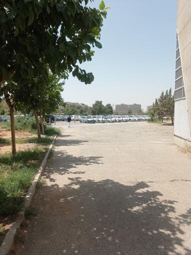 عکس ورودی ایستگاه مترو گلشهر