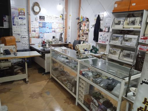 عکس تعمیر و تنظیم چرخهای خیاطی آبجار دوخت