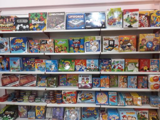 عکس فروشگاه انتشارات آوای باران