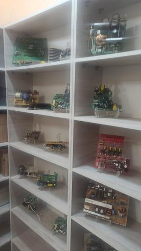 عکس تعمیرات لوازم الکترونیک رمضانی