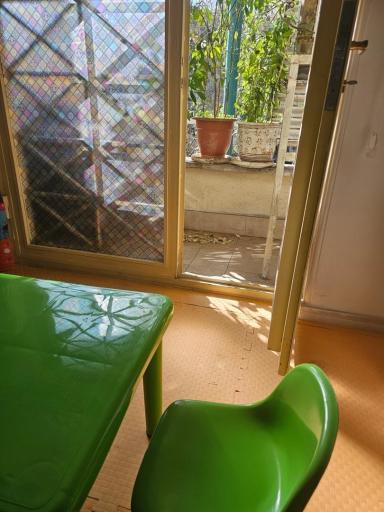 عکس خانه کودک سبز و روشن