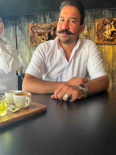 عکس نمایندگی چیپس آلمادان بانی پف وبلزدر بهرام یزدانی