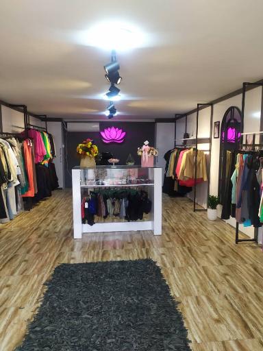 عکس بوتیک نیلومد