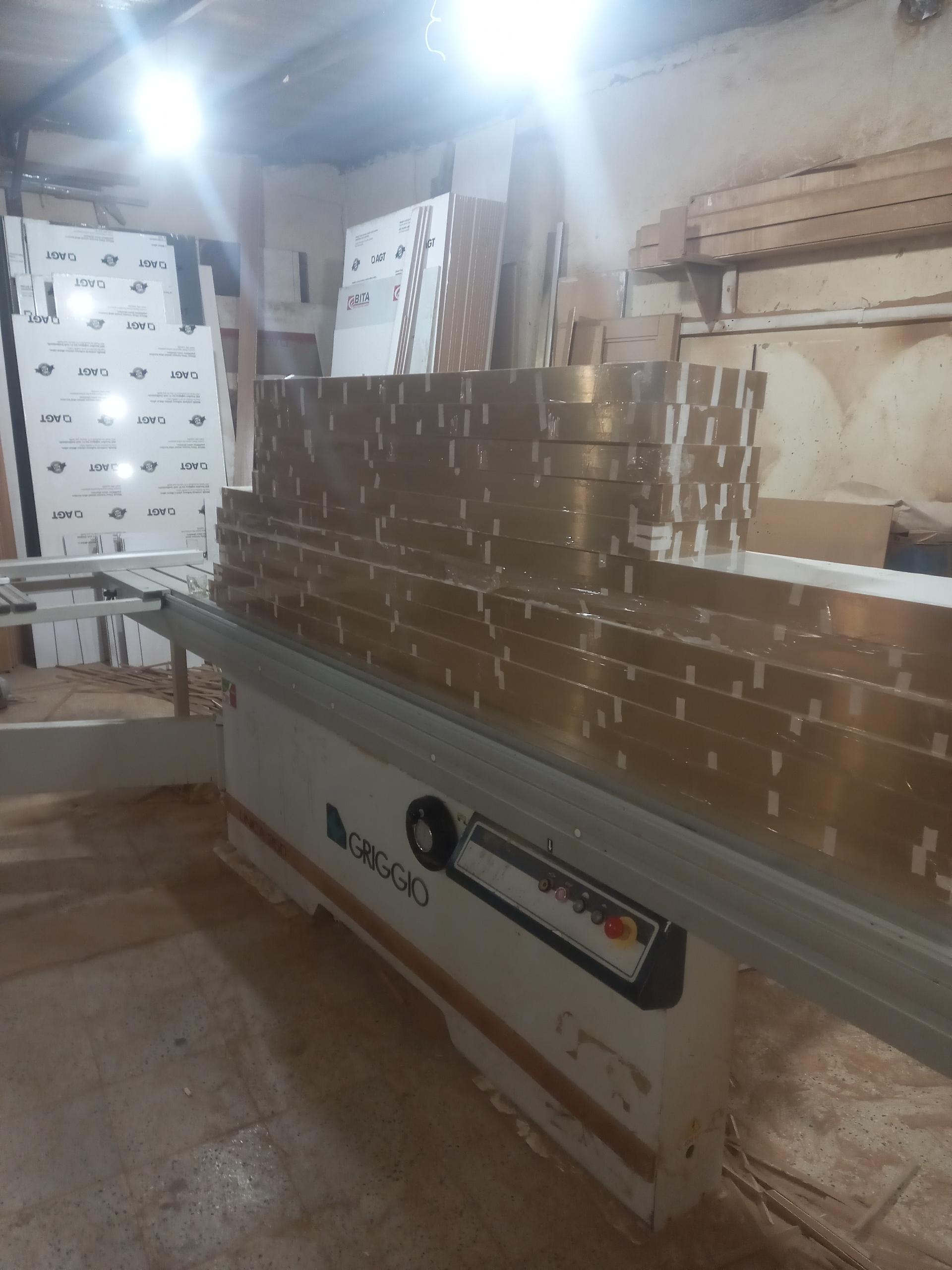 عکس کارگاه چوب ۱۱۰