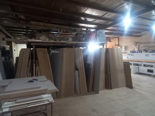 عکس کارگاه چوب ۱۱۰