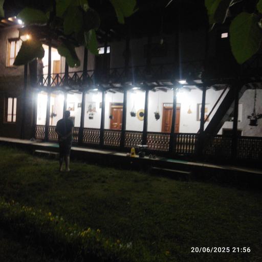 عکس اقامتگاه تاریخی خان عمو