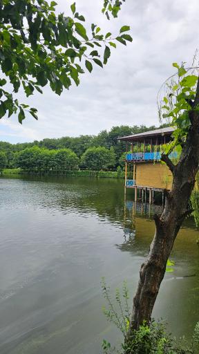 عکس دریاچه گیسوم