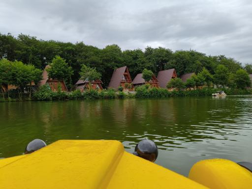 عکس دریاچه گیسوم