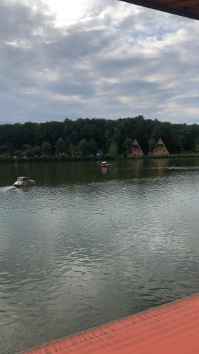 عکس دریاچه گیسوم