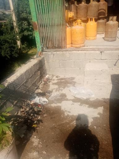 عکس گاز LPG با کپسول و دستگاه