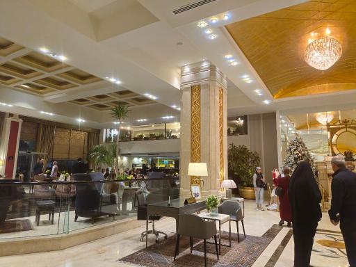 عکس هتل اسپیناس پالاس