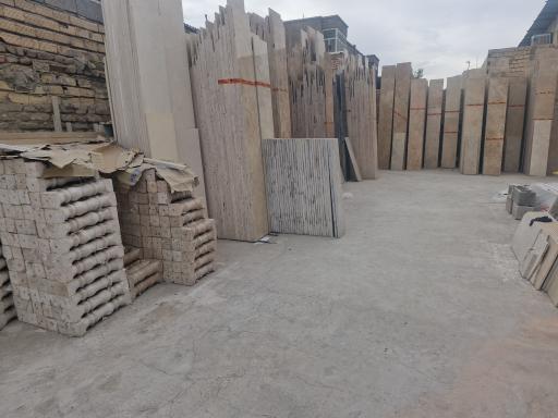 عکس نمایشگاه عمارت سنگ