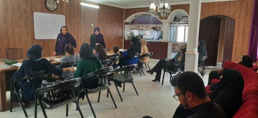 عکس تندخوانی کتاب دانه مشهد (محسن عابدیان)