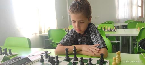 عکس باشگاه شطرنج کیش و مات