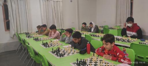 عکس باشگاه شطرنج کیش و مات