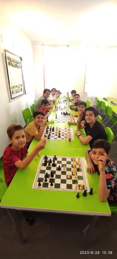 عکس باشگاه شطرنج کیش و مات