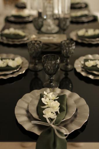 عکس خانه عقد تک