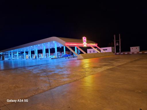 عکس پمپ بنزین و سی ان جی