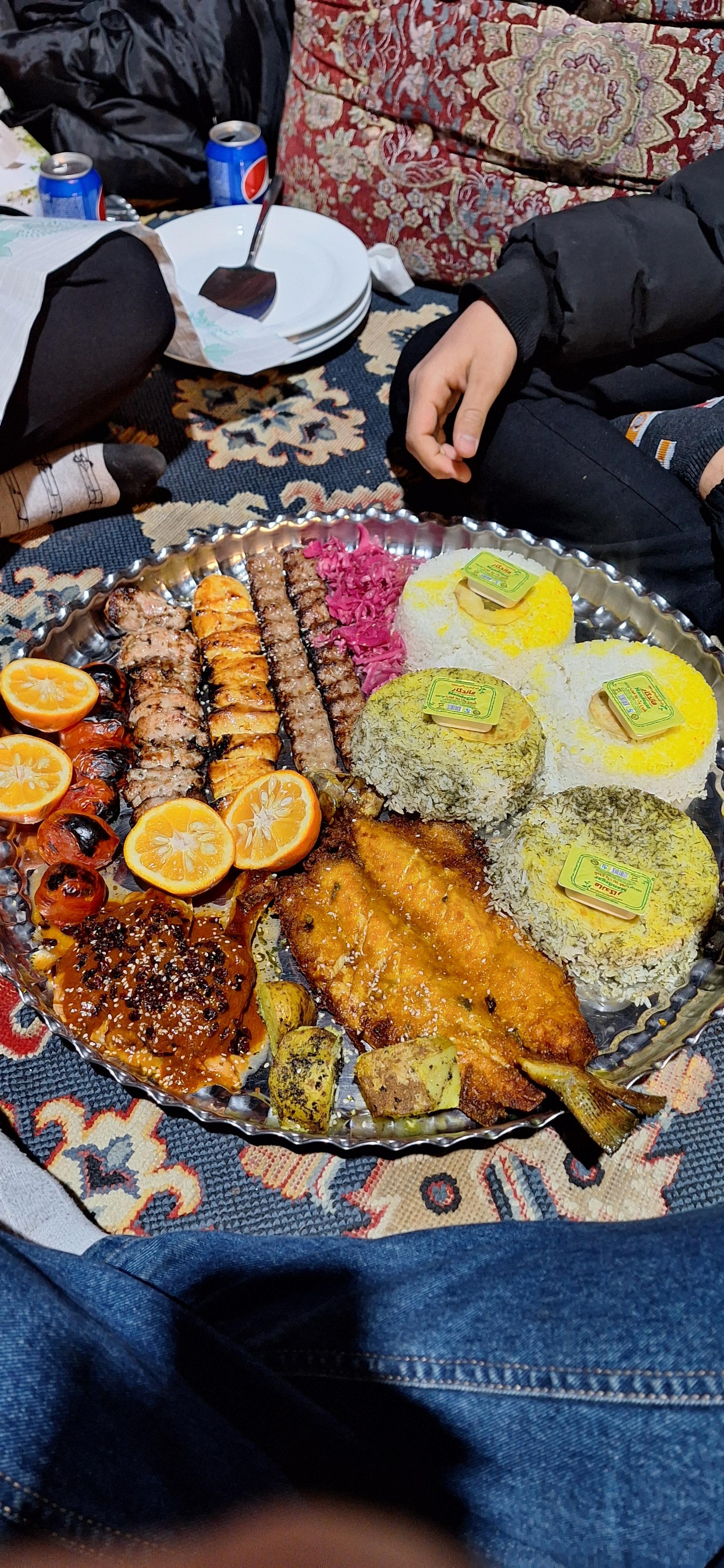 عکس رستوران سنتی سیمرغ (بام سبز)