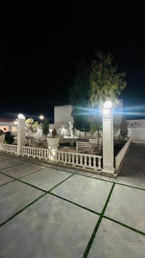 عکس باغ رستوران دلارز
