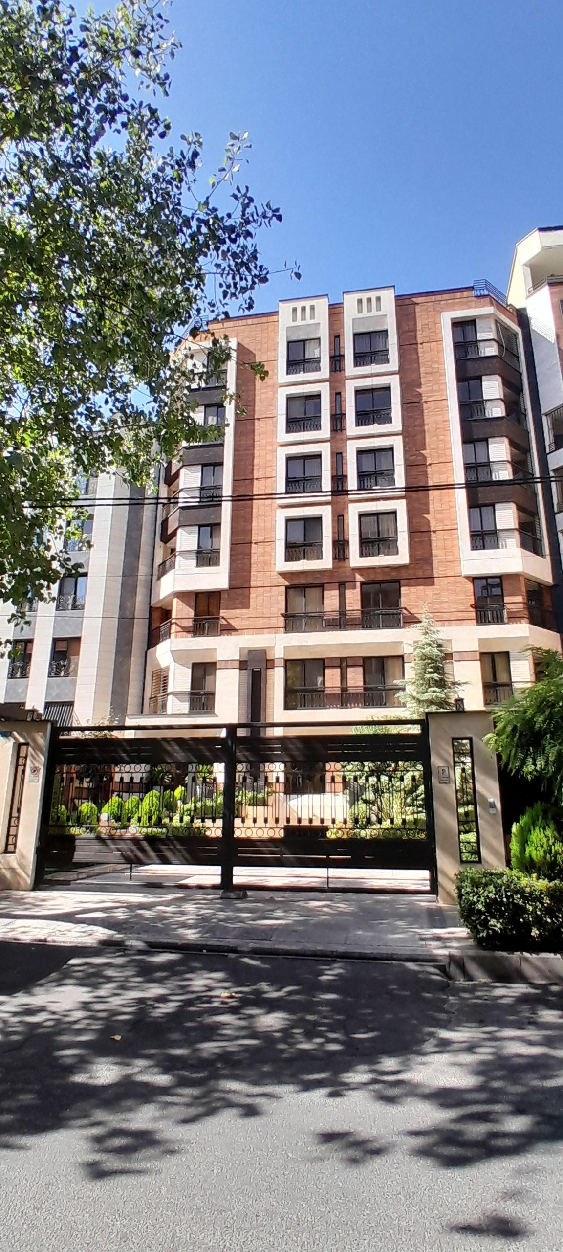 عکس مجتمع مسکونی آریو