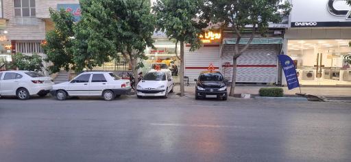 عکس گالری اتومبیل امیرکبیر