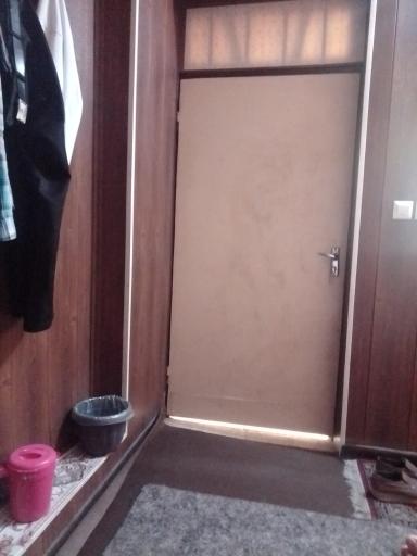 عکس مهمانپذیر حافظ