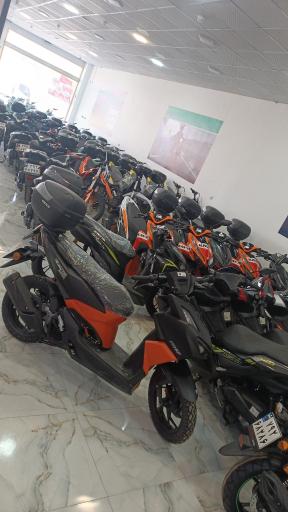 عکس نمایشگاه کویر موتورفردوس