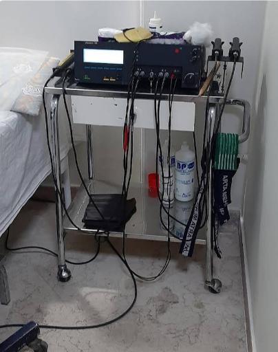 عکس فیزیوتراپی مانی